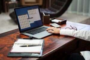 Precatórios 2027 podem atrasar mais do que você imagina Precatórios 2027: O que muda na fila e os riscos de atraso em 2026